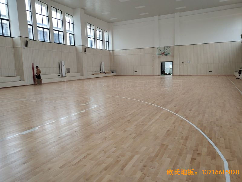 江西吉水縣城南第二小學體育木地板安裝案例