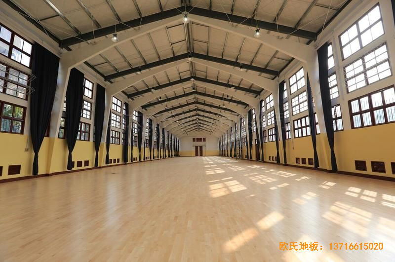 福建中國女排中國隊訓練基地排球場館體育木地板安裝案例