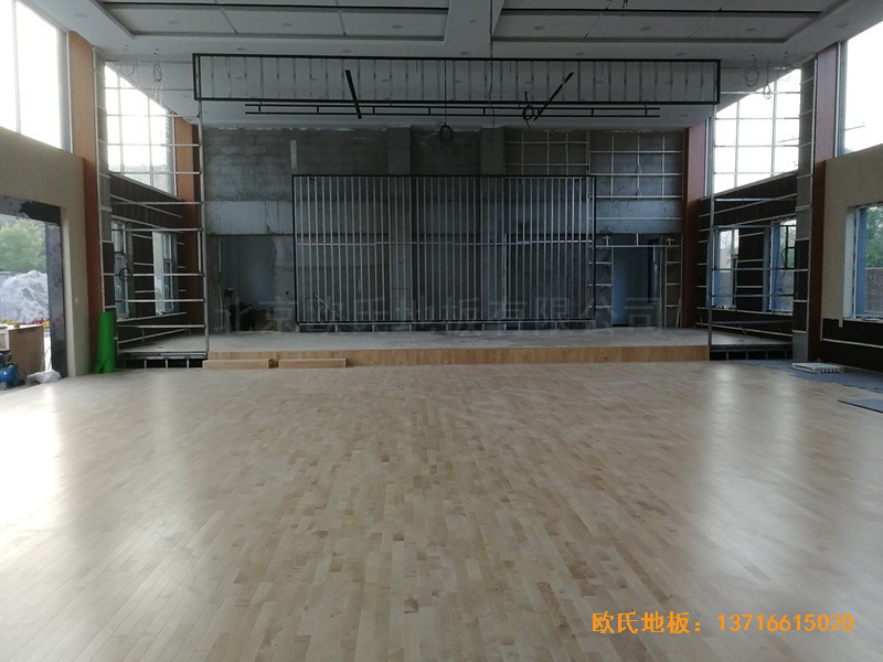 晉中中鐵三局六公司舞臺體育木地板施工案例5