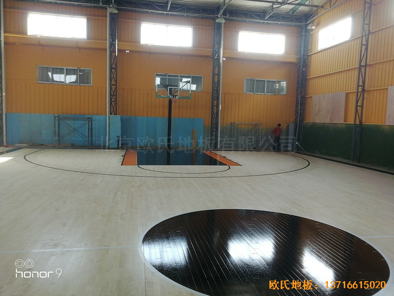 上海衛清東路弄麥子俱樂部運動地板安裝案例5