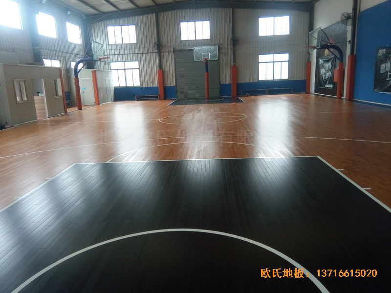 上海閔行kBT藍球訓練館體育木地板施工案例5