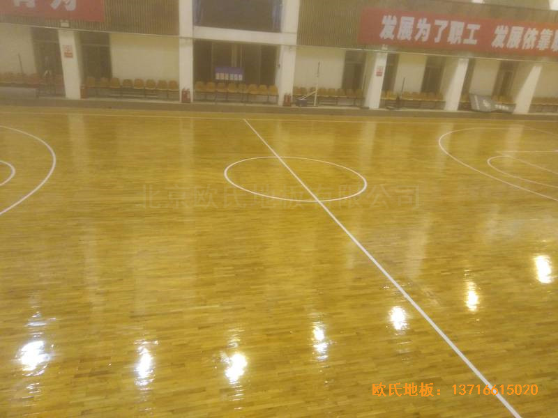 山西璐安集團籃球館體育地板鋪裝案例1