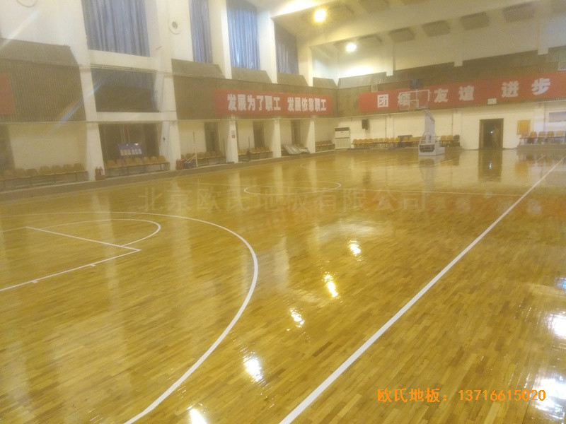 山西璐安集團籃球館體育地板鋪裝案例2