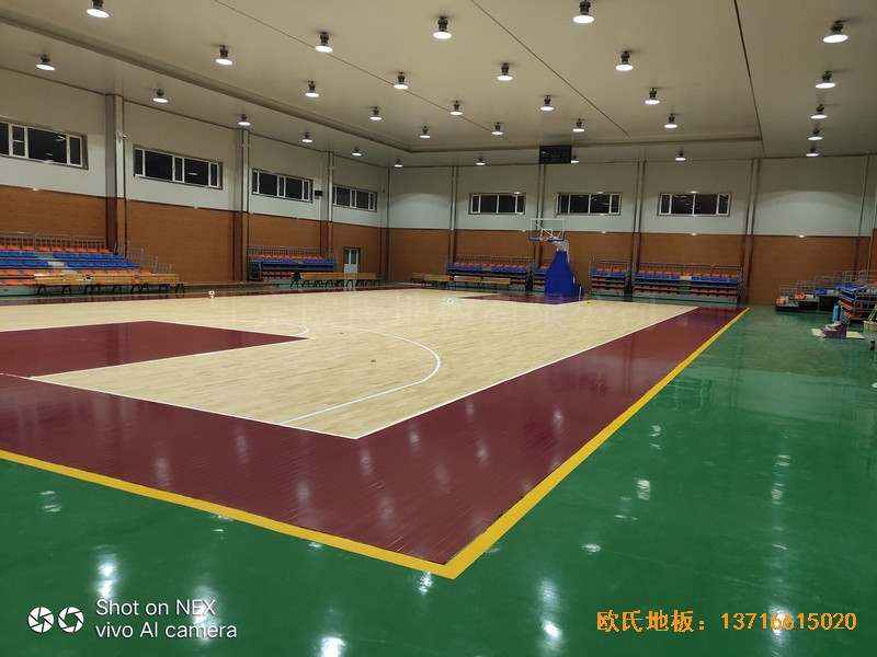 山西陽泉盂縣明鑫加油站籃球館體育木地板施工案例4