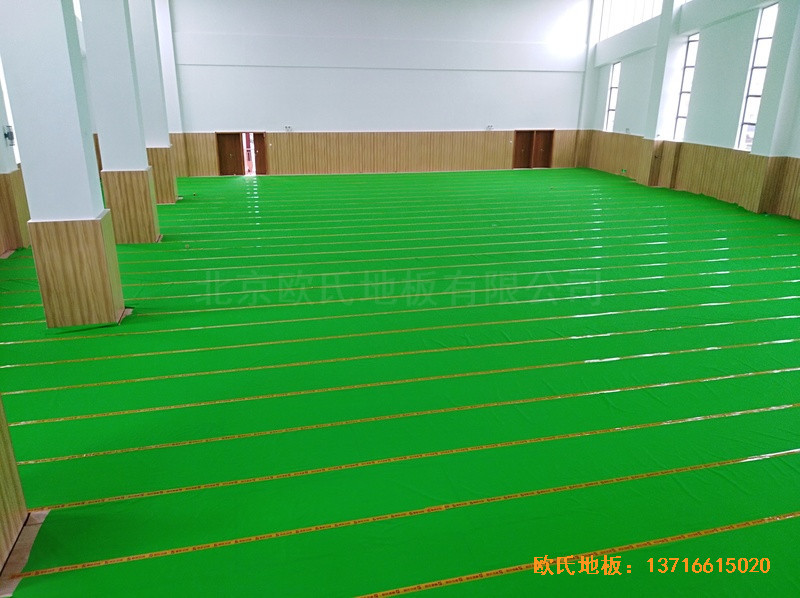 廣州南沙區珠江中學籃球館運動木地板鋪設案例2