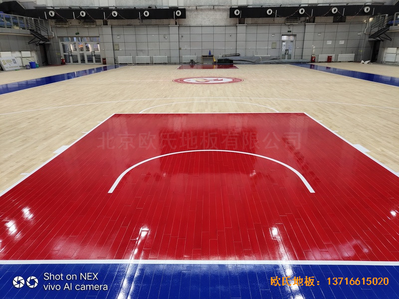 新疆烏魯木齊兵團二中籃球館運動地板安裝案例5
