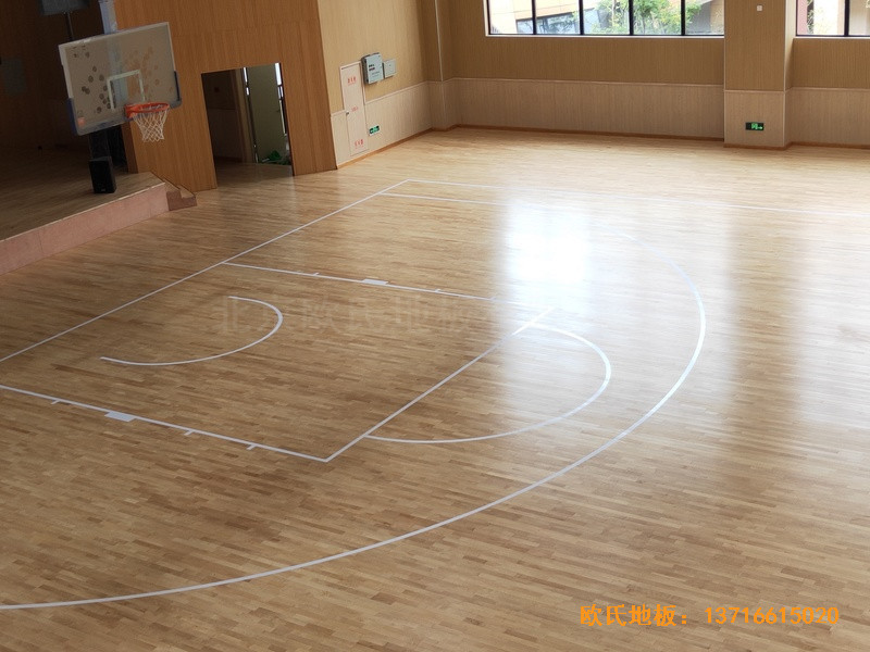 杭州高中啟成校區籃球館運動地板安裝案例5
