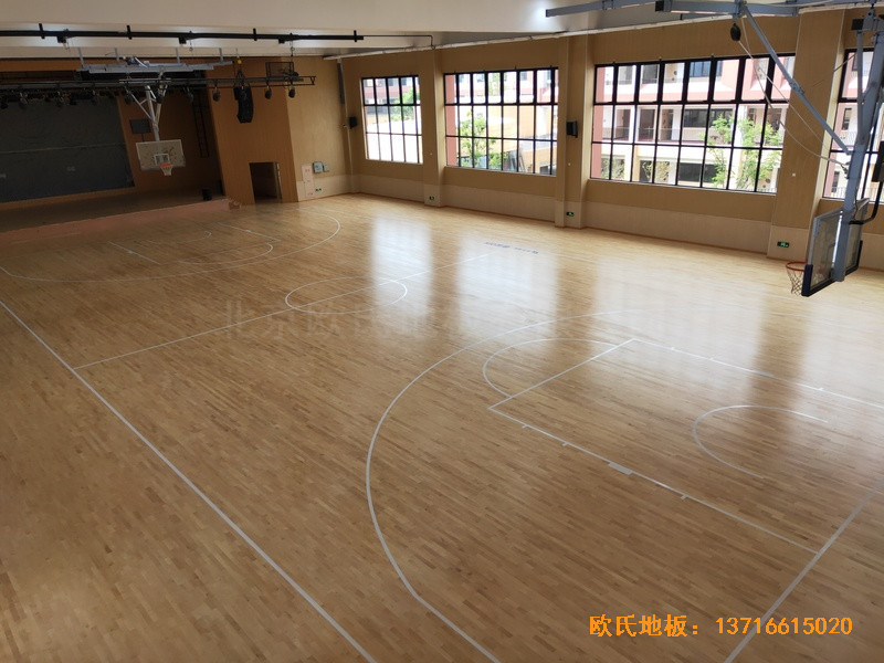 杭州高中啟成校區籃球館運動地板安裝案例6