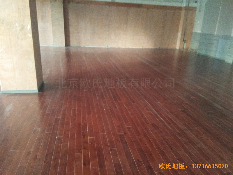 臨沂飛天舞蹈學校體育木地板鋪裝案例4