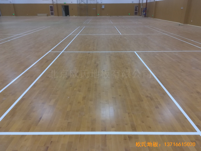 江蘇上海大眾儀征分公司運動館運動木地板施工案例5