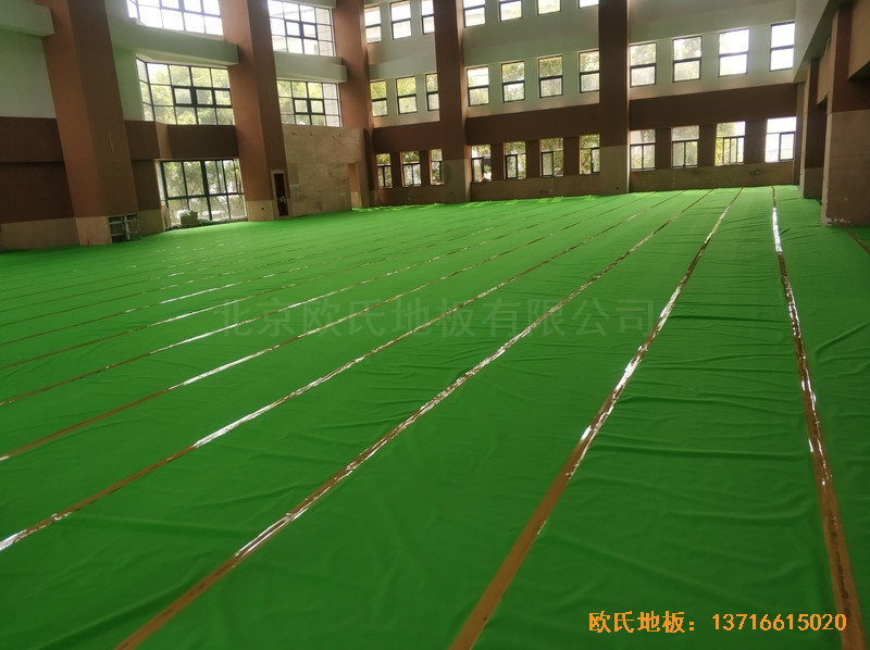 江蘇常州同濟中學運動館運動地板施工案例3