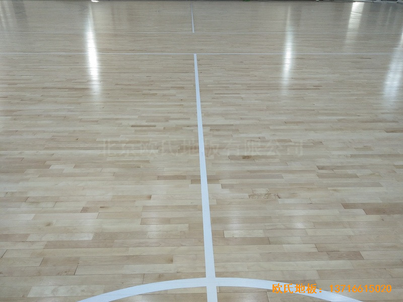 江蘇新能源科技公司籃球館運動地板鋪裝案例2