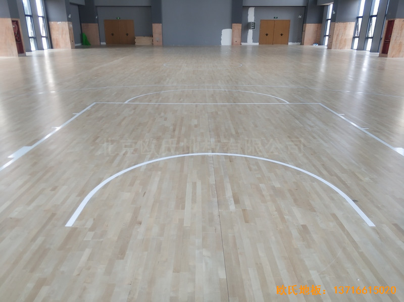江蘇鹽城金風科技籃球館運動地板施工案例5