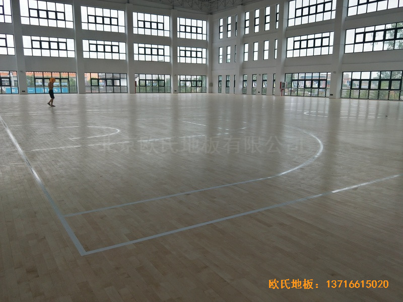 江蘇第二中學籃球館運動地板安裝案例5