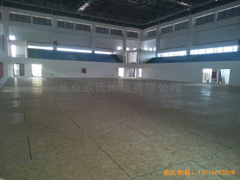 江西贛州天嬌中學運動館體育木地板安裝案例4