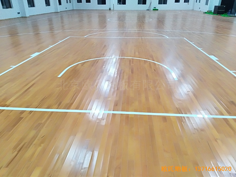 江西鷹潭余江縣工業園區籃球館體育木地板安裝案例4