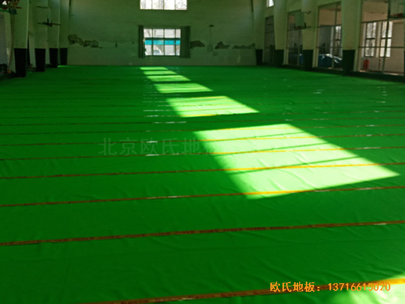 河北滄州體育學校籃球館體育木地板安裝案例2