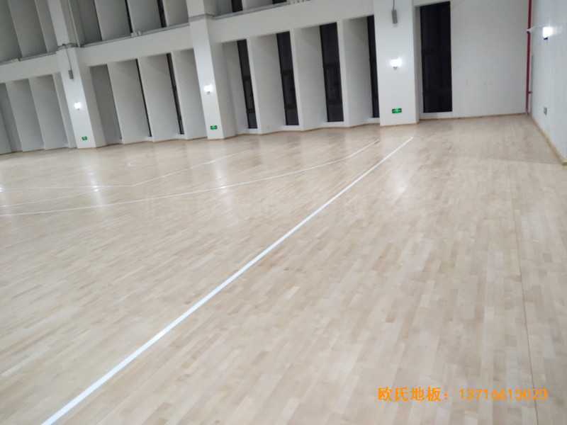 浙江寧波象山分校籃球館體育木地板鋪裝案例0