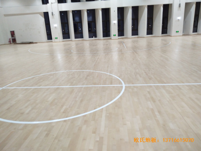 浙江寧波象山分校籃球館體育木地板鋪裝案例5