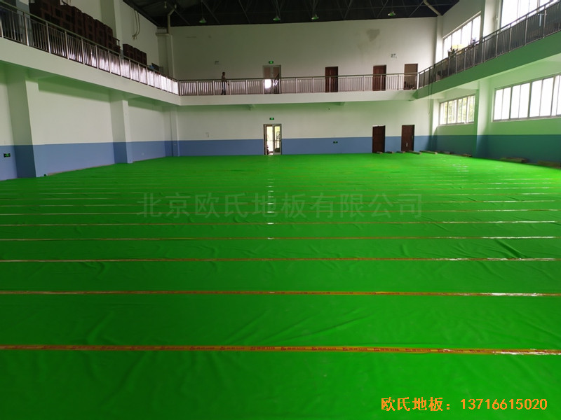 浙江虹橋較好的小學籃球館體育木地板安裝案例3