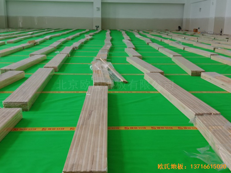深圳北環中學運動館運動地板施工案例2