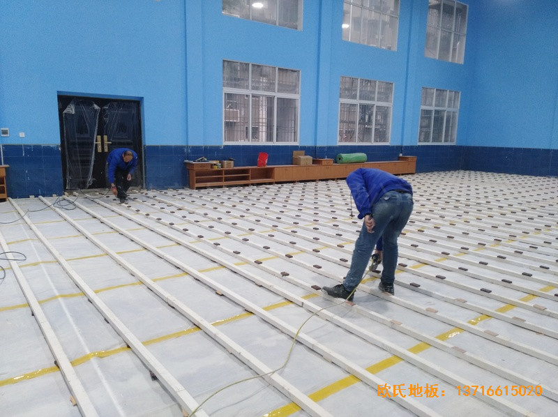 湖南婁底市建設銀行羽毛球館體育木地板鋪裝案例1