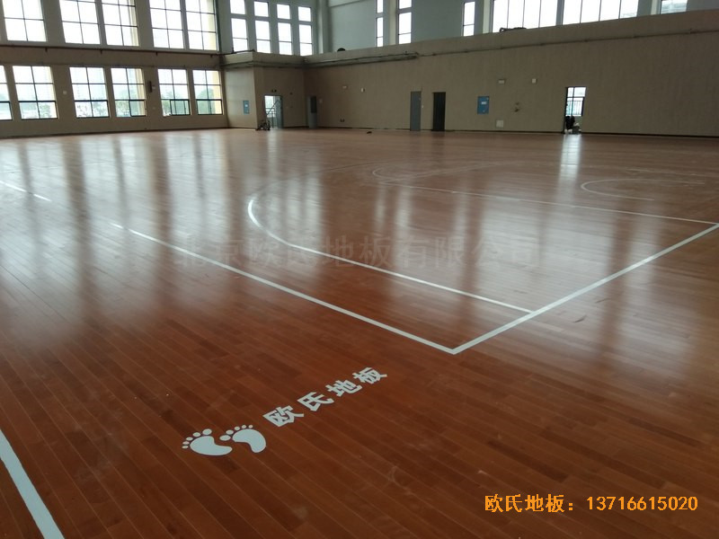 湖南岳麓南雅湘江中學籃球館運動地板鋪裝案例3