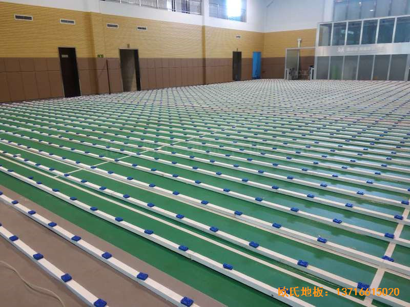 濰坊高密中國電網羽毛球館體育木地板安裝案例1