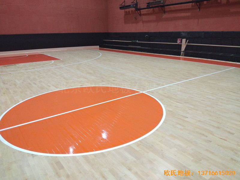 石家莊青園街電信營業廳對面籃球館運動木地板施工案例3