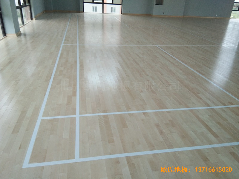 福州連江縣恒捷實業坑園村運動館體育木地板施工案例5