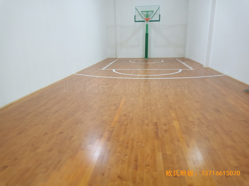 西城區黃寺大街24號院籃球館體育地板鋪裝案例4