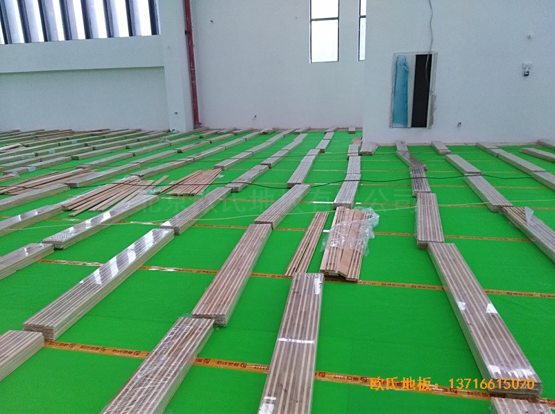 重慶重光小學籃球館體育地板鋪設案例2