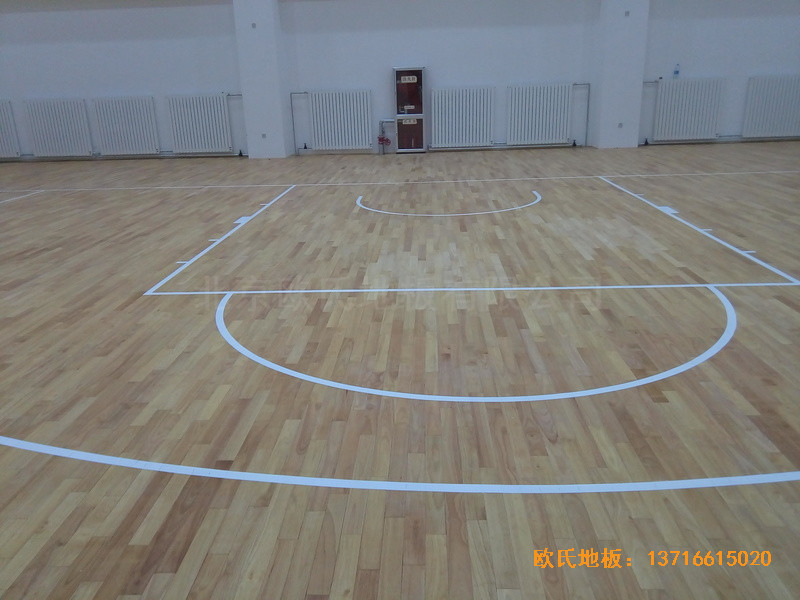 銀川北師大銀川小學籃球館運動木地板安裝案例4