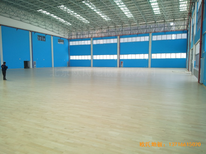 云南文山州文山學院體育館運動地板施工案例0