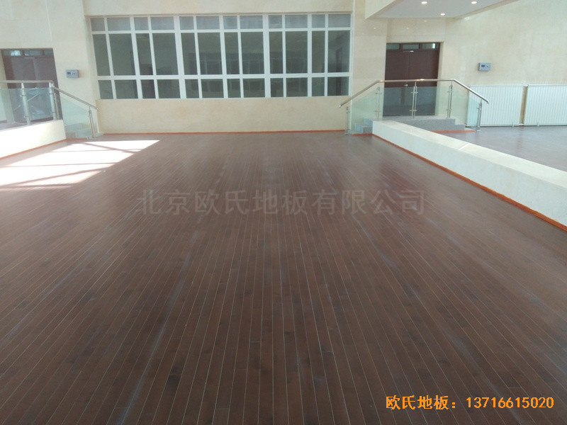 青海海宴路77號地質科大樓運動場所運動地板安裝案例3
