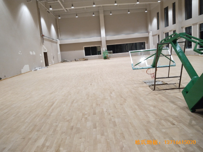 內蒙古通遼富力城籃球館運動木地板施工案例3