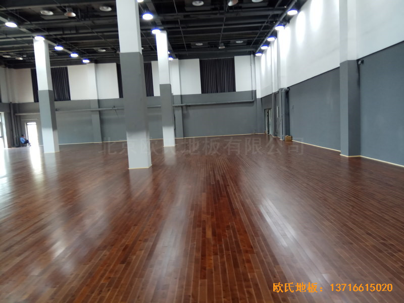 北京亦莊貞觀行業大廈運動場所體育木地板安裝案例2