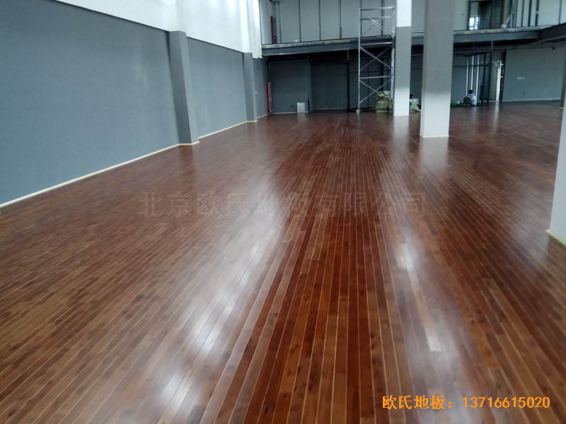 北京亦莊貞觀行業大廈運動場所體育木地板安裝案例4