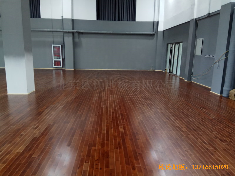 北京亦莊貞觀行業大廈運動場所體育木地板安裝案例5
