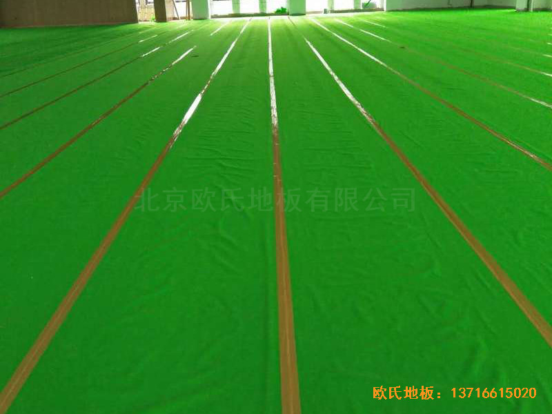 北京師范大學籃球館運動木地板安裝案例2