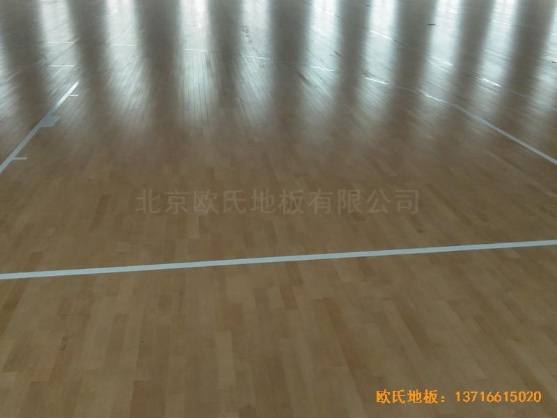 北京師范大學籃球館運動木地板安裝案例3