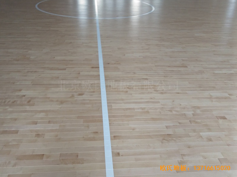 北京師范大學籃球館運動木地板安裝案例4