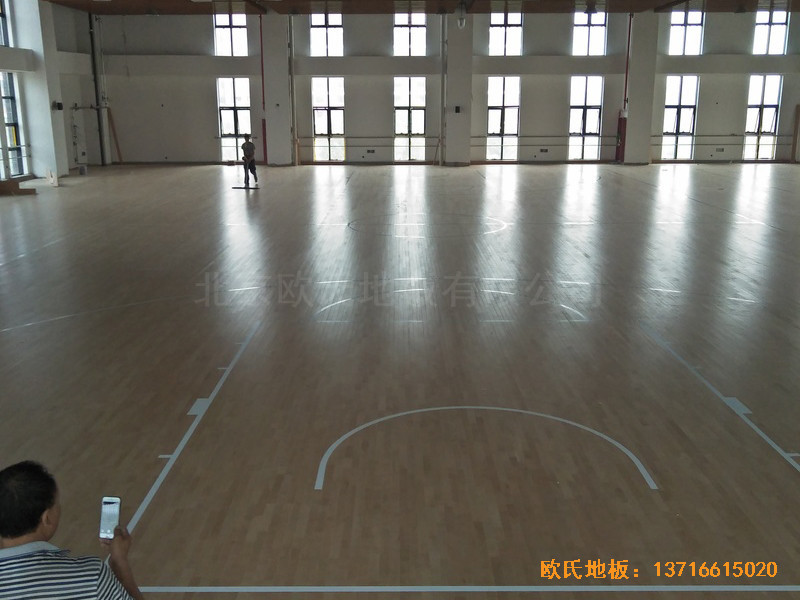 北京師范大學籃球館運動木地板安裝案例5