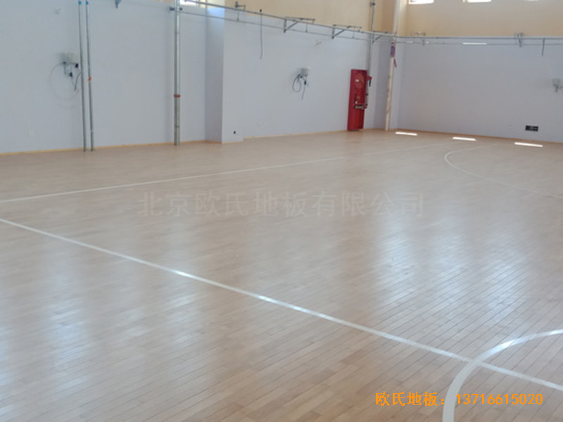 北京房山城建婁子水小學籃球館運動木地板鋪裝案例0