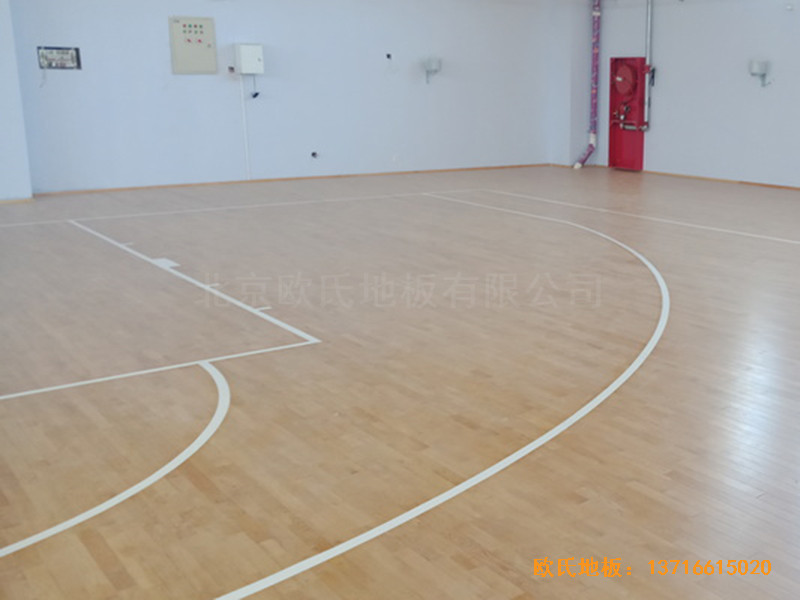 北京房山城建婁子水小學籃球館運動木地板鋪裝案例5
