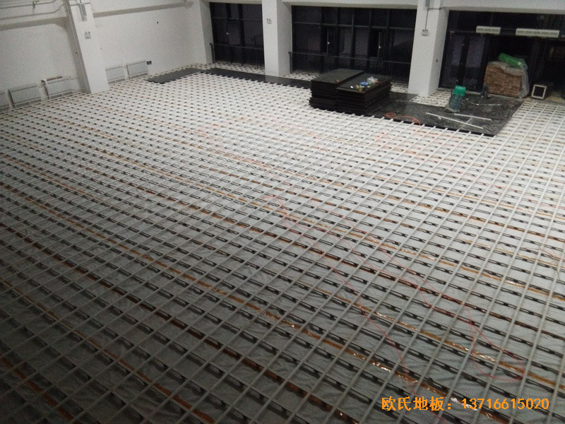 北京朝陽經管學院運動館體育地板施工案例2
