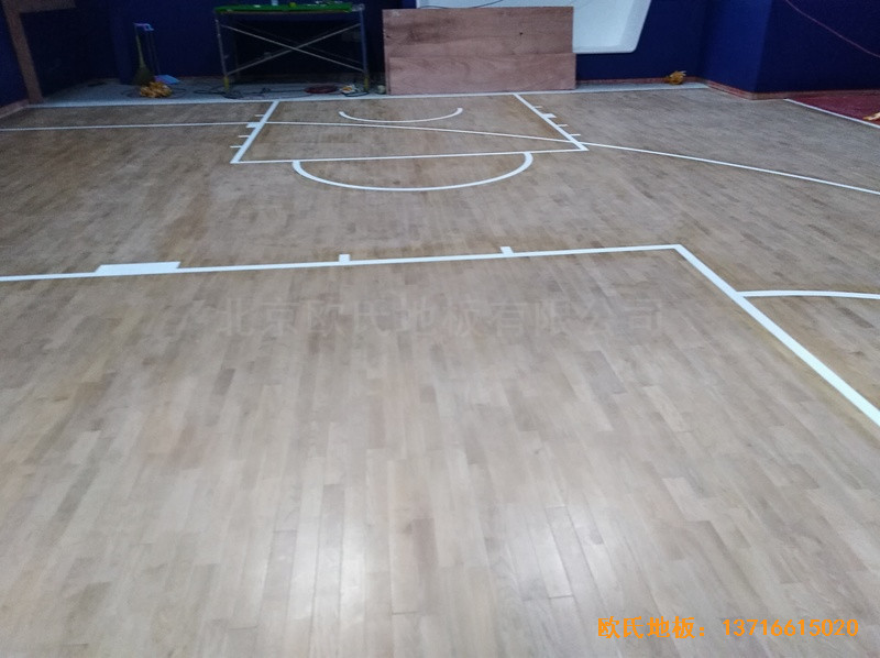 天津魯能城購物中心籃球館運動木地板施工案例4