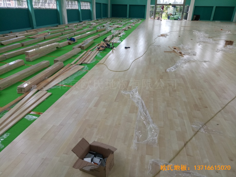 寧波至城學校籃球館運動木地板安裝案例2