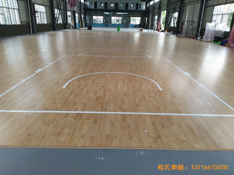 安微淮南開發區籃球館運動木地板鋪裝案例0