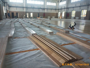 新疆克拉瑪依市獨山子虹園小區體育館體育木地板施工案例